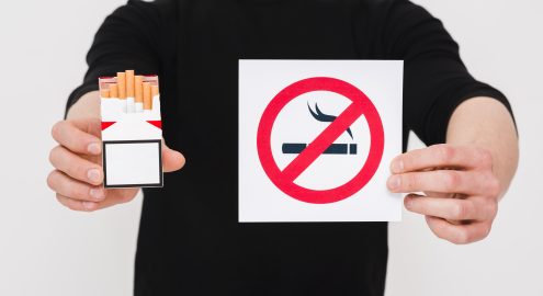 О курении в цифрах. Разбираемся, почему стоит обратиться к специалистам за помощью