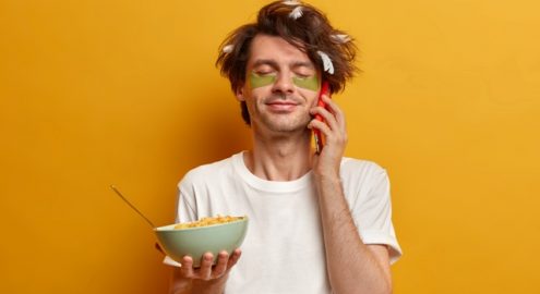 Как помочь пищеварительной системе после праздников? Советы от гастроэнтеролога Артура Гатальского