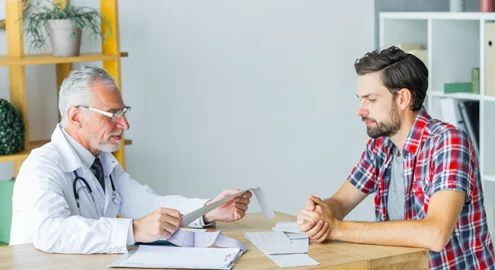 С какими проблемами после праздников пациенты обращаются к докторам?