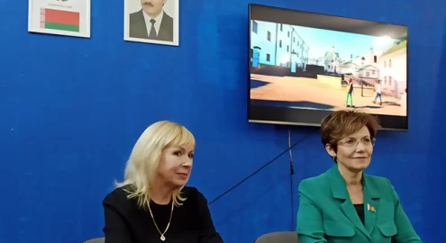 В рамках Единого дня информирования на тему «Участие в выборах — право и гражданский долг каждого» прошла встреча депутата Палаты представителей Национального собрания Республики Беларусь Натальи Сергеевны Дергач с трудовым коллективом МЦ «Нордин»